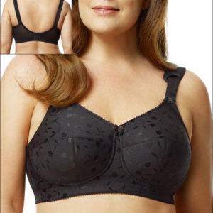 woman wearing black bra